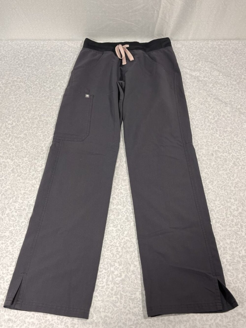 FIGS Women’s Kade Cargo Scrub Pants XXS Petite Gray Technical Collection